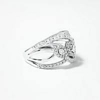 Diamond Cluster Ring 10K White Gold (0.75 ct tw)