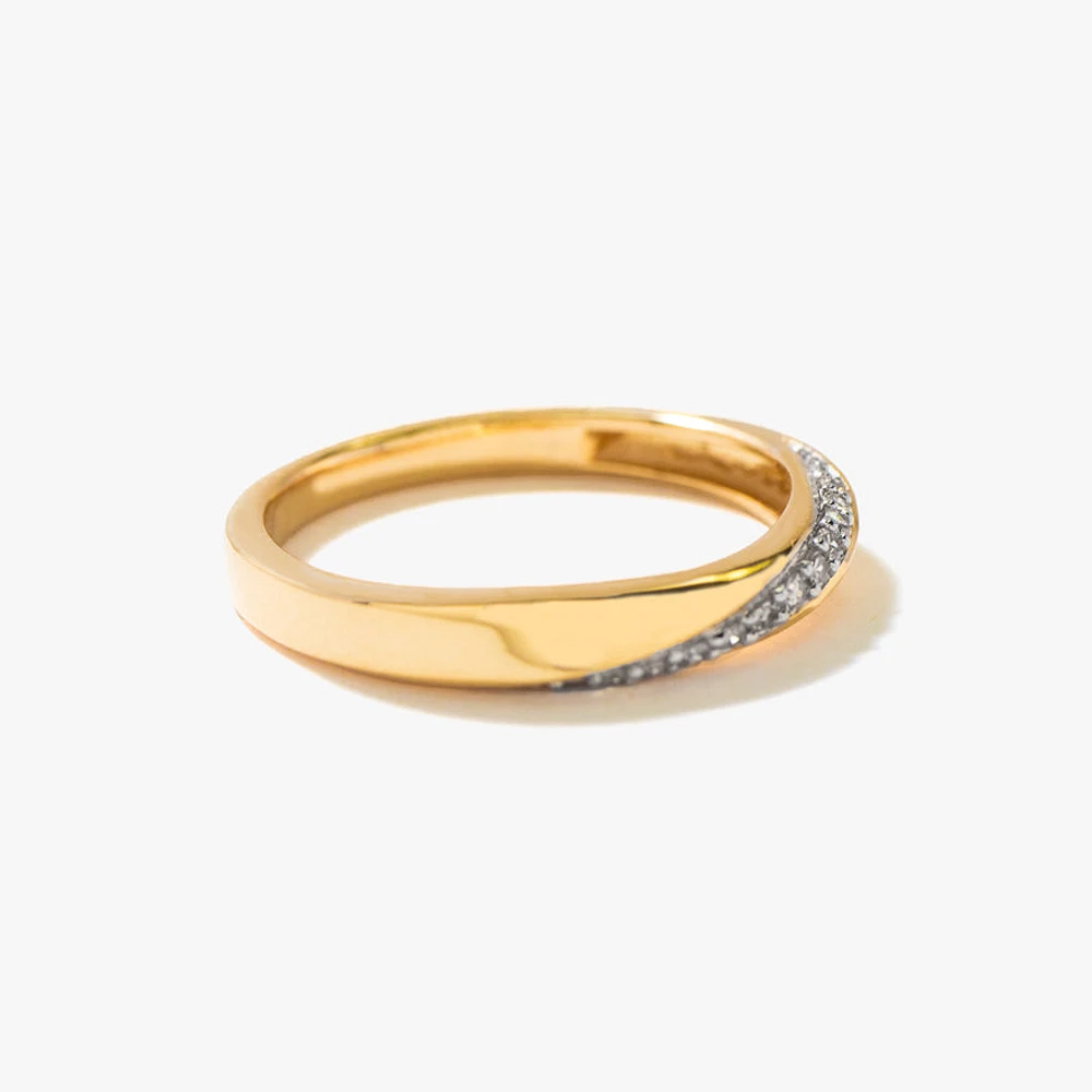 Diamond Twist Wedding band 10K Yellow Gold (0.06 ct tw)