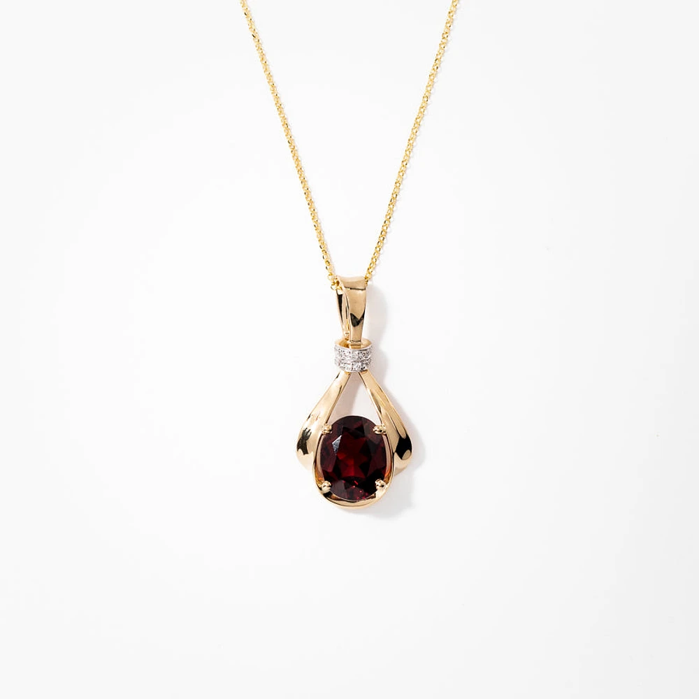 Garnet Necklace in 14K Yellow Gold