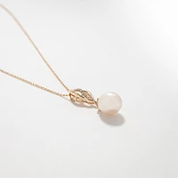Pearl Necklace in 10K Yellow Gold