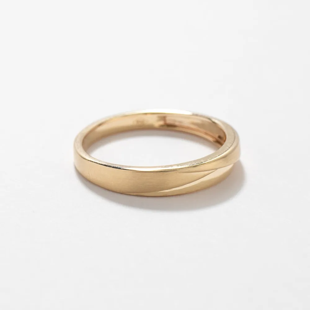 Men's Ring 10K Yellow Gold