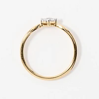 V Solitaire Ring 10K Yellow Gold (0.08 ct tw)