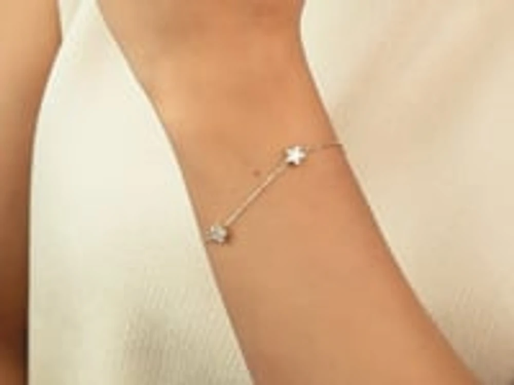 Star Bracelet in 10K Yellow Gold