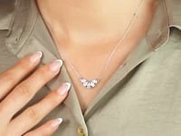 Lab Grown Diamond Cluster Necklace in 10K White Gold (1.00 ct tw)