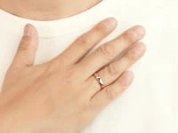 Men's Geometric Wedding Band 10K Yellow Gold (0.06 ct tw)