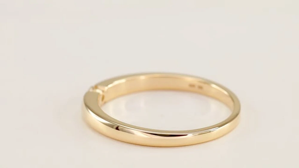 10K Yellow Gold Solitaire Diamond Promise Ring (0.06 ct tw)