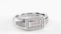 Gent's Diamond Ring 10K White Gold (0.40 ct tw)