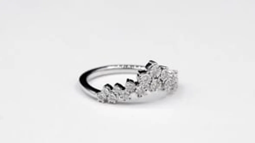 Tiara Cluster Diamond Ring 10K White Gold (0.20 ct tw)