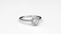 Diamond Halo Engagement Ring 14K White Gold (0.90 ct tw)