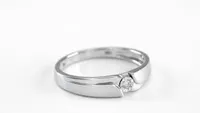 Gent's Wedding Band 10K White Gold (0.03 ct tw)