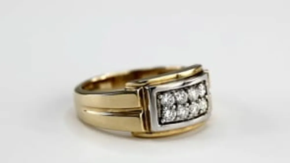 Diamond Men's Ring in 10K Yellow Gold (0.50ct tw)