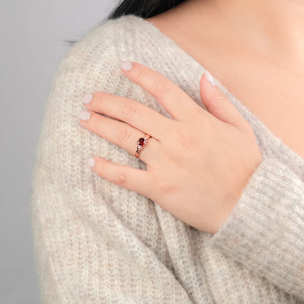 10K Rose Gold Heart Garnet Diamond Ring