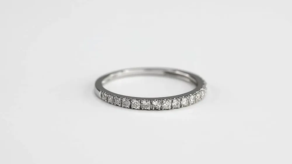 Diamond Micro-Claw Set Wedding Band 14K White Gold (0.24ct tw)