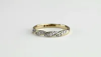 Diamond Twist Anniversary Ring 14K Yellow Gold (0.15ct tw)