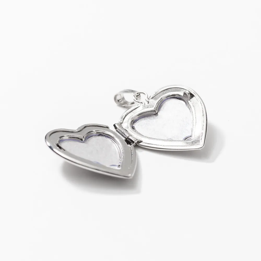 Heart Locket in 14K White Gold