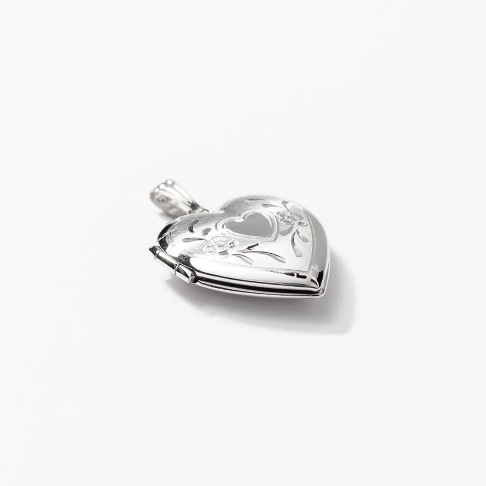 Heart Locket in 14K White Gold