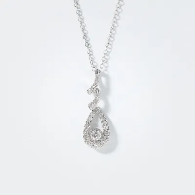 Diamond Cluster Necklace in 10K White Gold (0.52 ct tw)