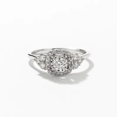 Diamond Engagement Ring 10K White Gold (0.50 ct tw)