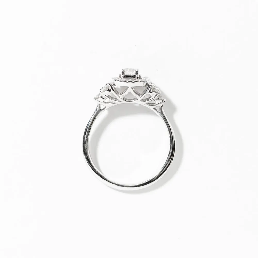 Diamond Engagement Ring 10K White Gold (0.50 ct tw)