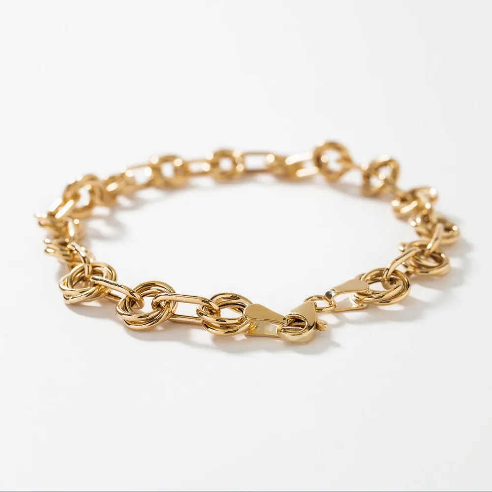 Circle Link Bracelet in 10K Yellow Gold