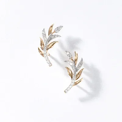 Palm Leaf Stud Earrings in 10K Yellow Gold (0.16 ct tw)