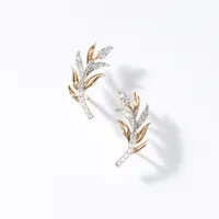 Palm Leaf Stud Earrings in 10K Yellow Gold (0.16 ct tw)