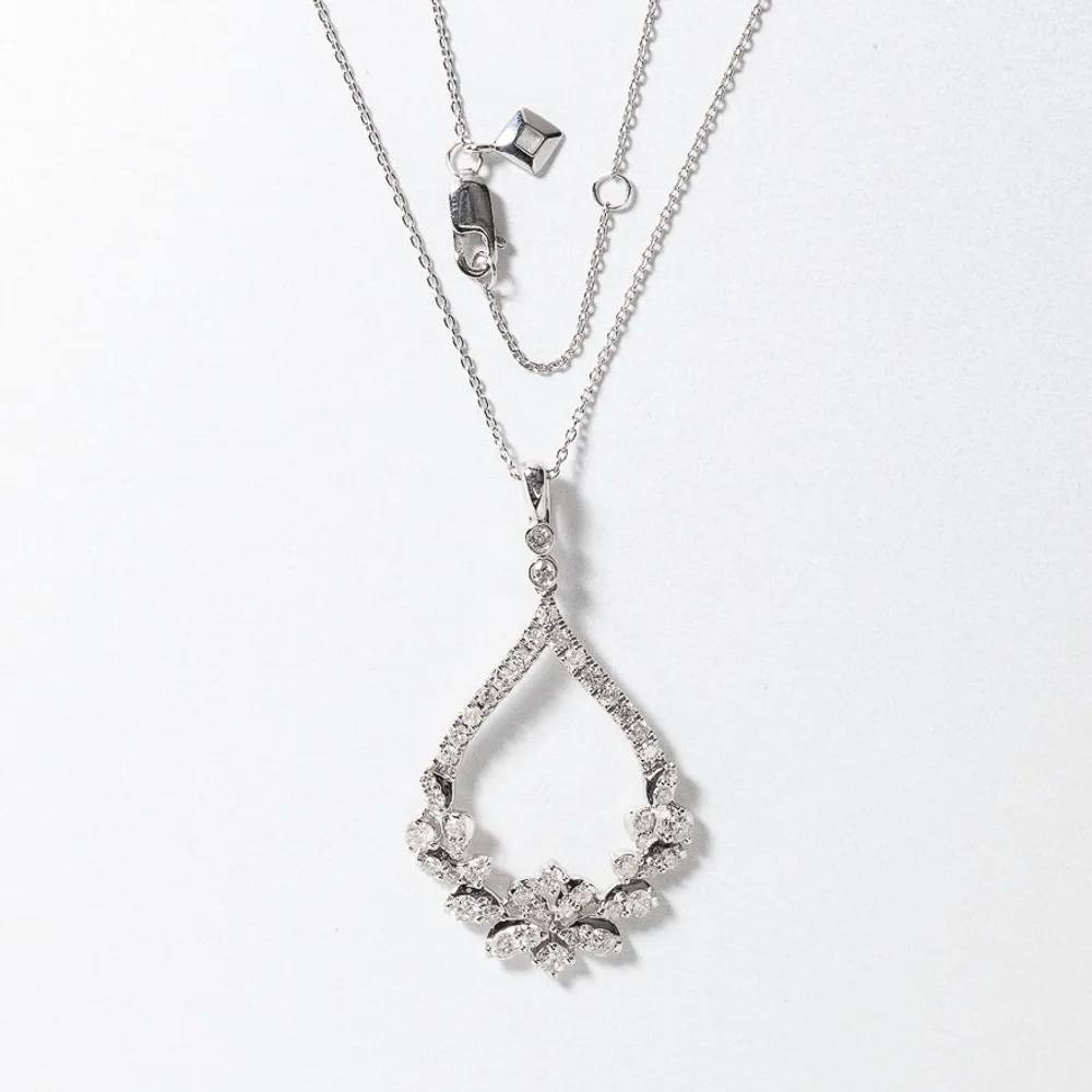 Diamond Cluster Necklace in 10K White Gold (1.00 ct tw)