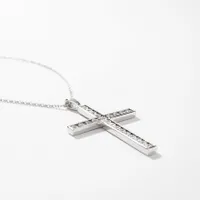 Diamond Cross Necklace in 10K White Gold (0.20 ct tw)