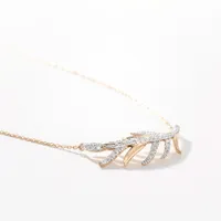 Palm Leaf Pendant Necklace in 10K Yellow Gold (0.25 ct tw)