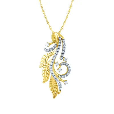 Diamond Floral Pendant Necklace in 10K Yellow Gold (0.25 ct tw)