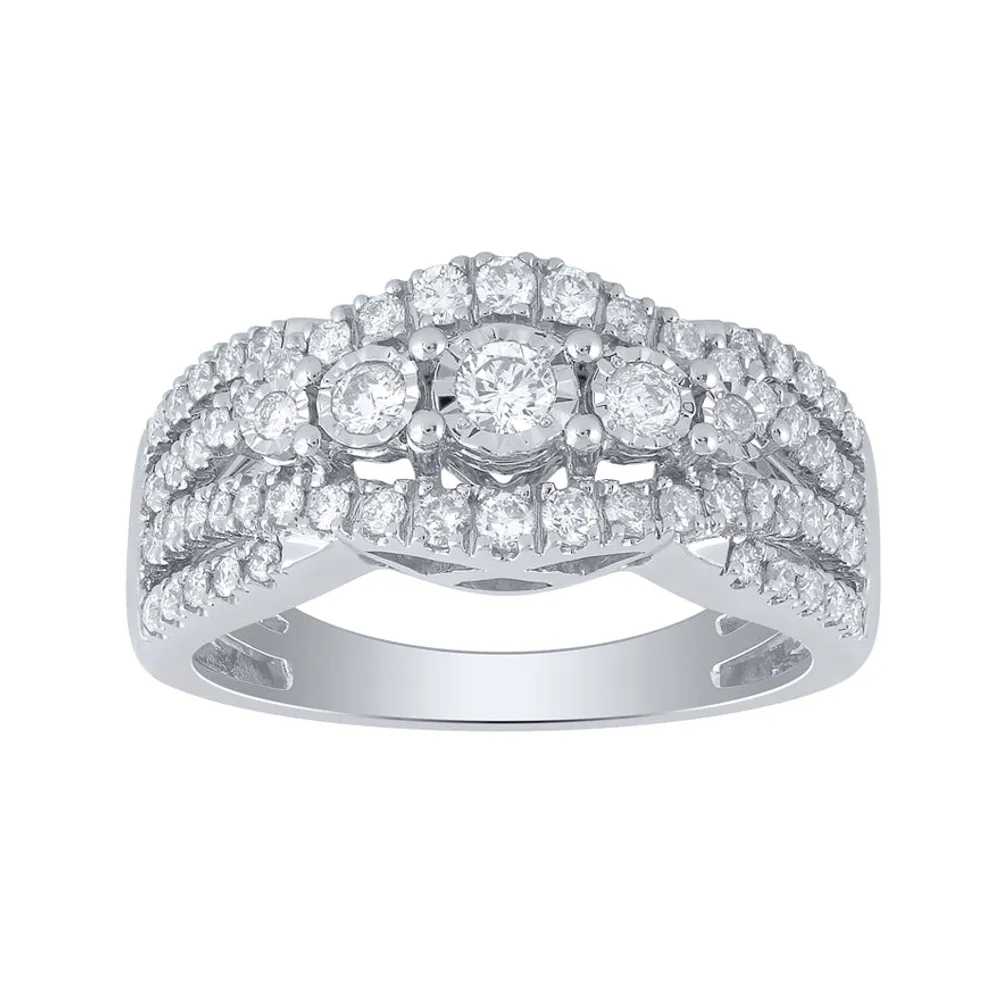 Diamond Cluster Ring 10K White Gold (0.75 ct tw)