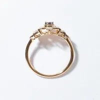 Flower Diamond Cluster Ring 10K Yellow Gold (0.20 ct tw)