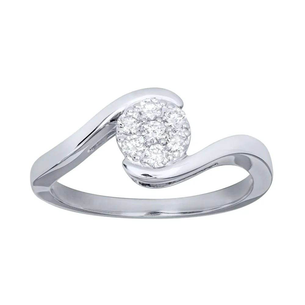 Petite Diamond Cluster Ring 10K White Gold (0.21 ct tw)