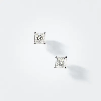 Princess Cut Diamond Stud Earrings in 14K White Gold (1.00 ct tw)