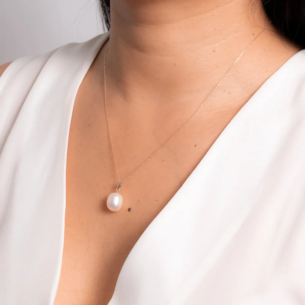 Ann Louise 10-11mm Single Pearl Pendant Necklace in 14K Yellow