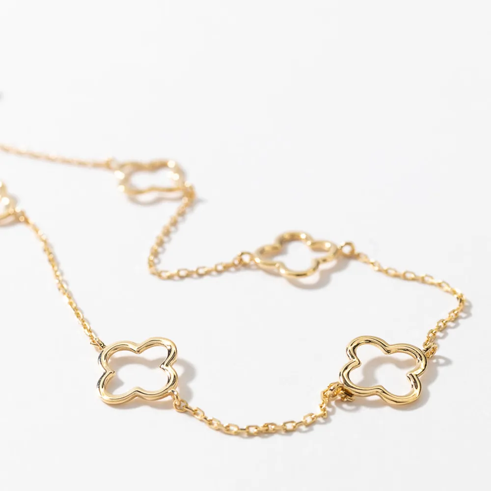 Open Flower Necklace in 10K Yellow Gold