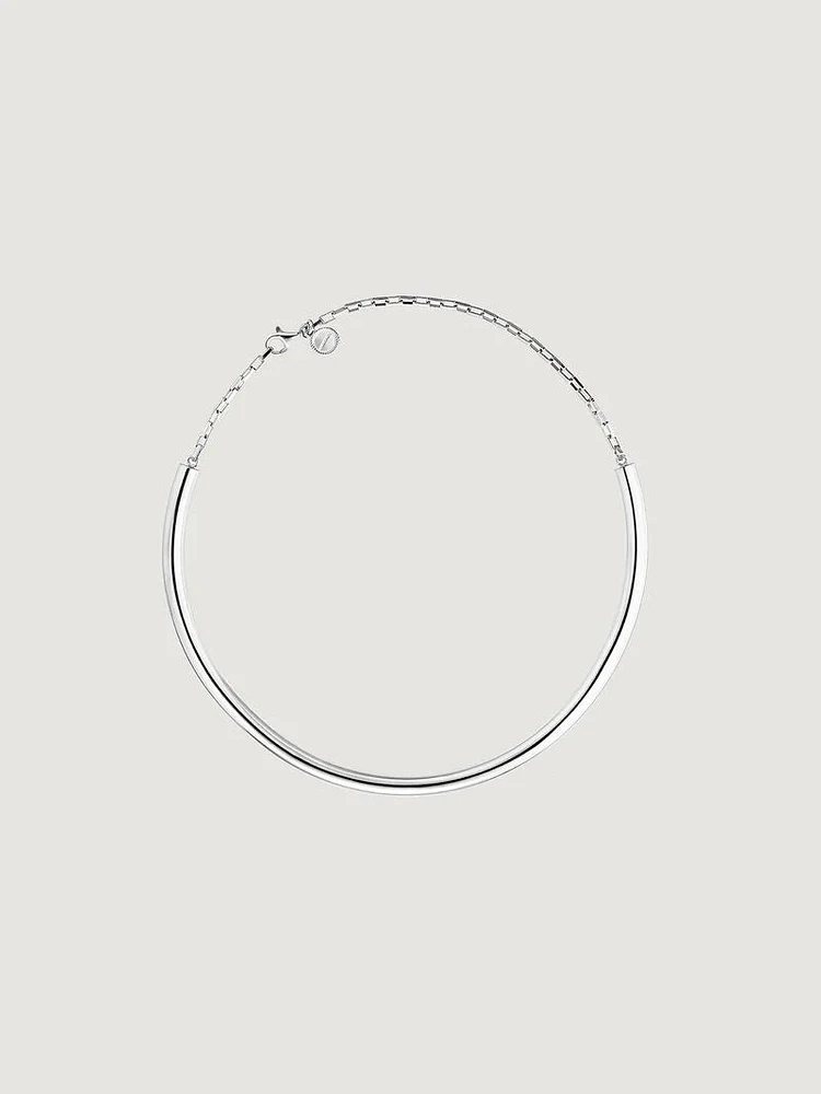 Chocker liso de plata