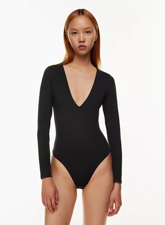V Neck Form Fitted Bodysuit – Styched Fashion