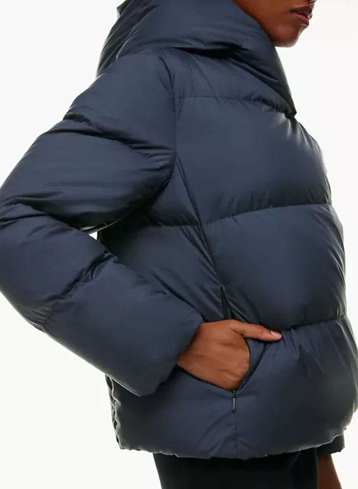 The Duvet Puffer Short