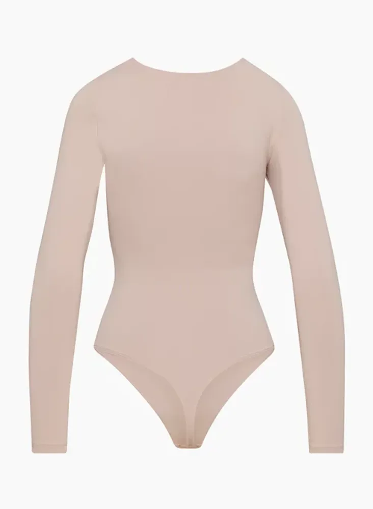 Aritzia Babaton CONTOUR SCOOPNECK LONGSLEEVE BODYSUIT in Stone Taupe,  Women's Fashion, Tops, Others Tops on Carousell