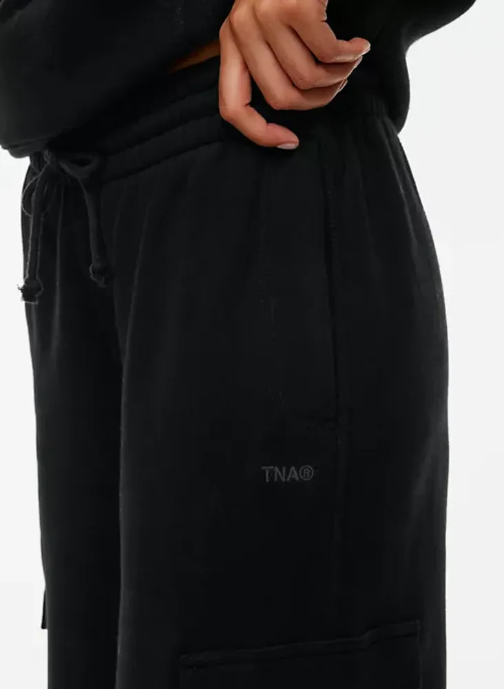 Tna Women's Cozy Fleece Mega Cargo Jogger Pant in Heather Chrome size 2XS