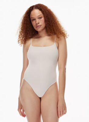 Aritzia Contour cami bodysuit | Centre Eaton de Montréal