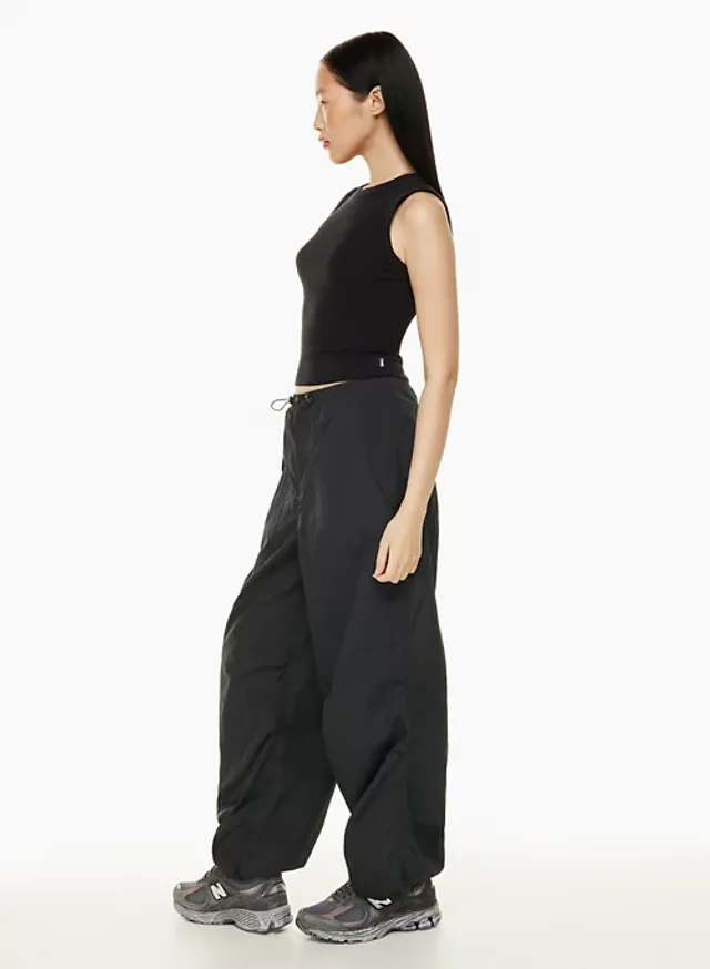 AE Snappy Stretch High-Waisted Baggy Cargo Jogger