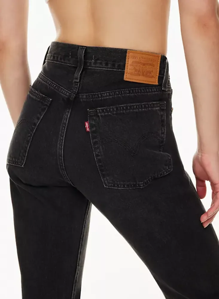 Levi's Women's Premium Wedgie Straight Jeans, (New) in The Clouds
