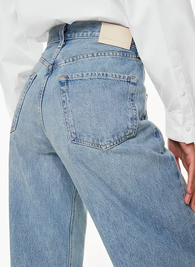 AE Strigid Super High-Waisted Baggy Straight Jean