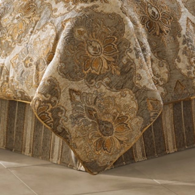 J. Queen New York Milano Sand Chenille Damask Comforter Set