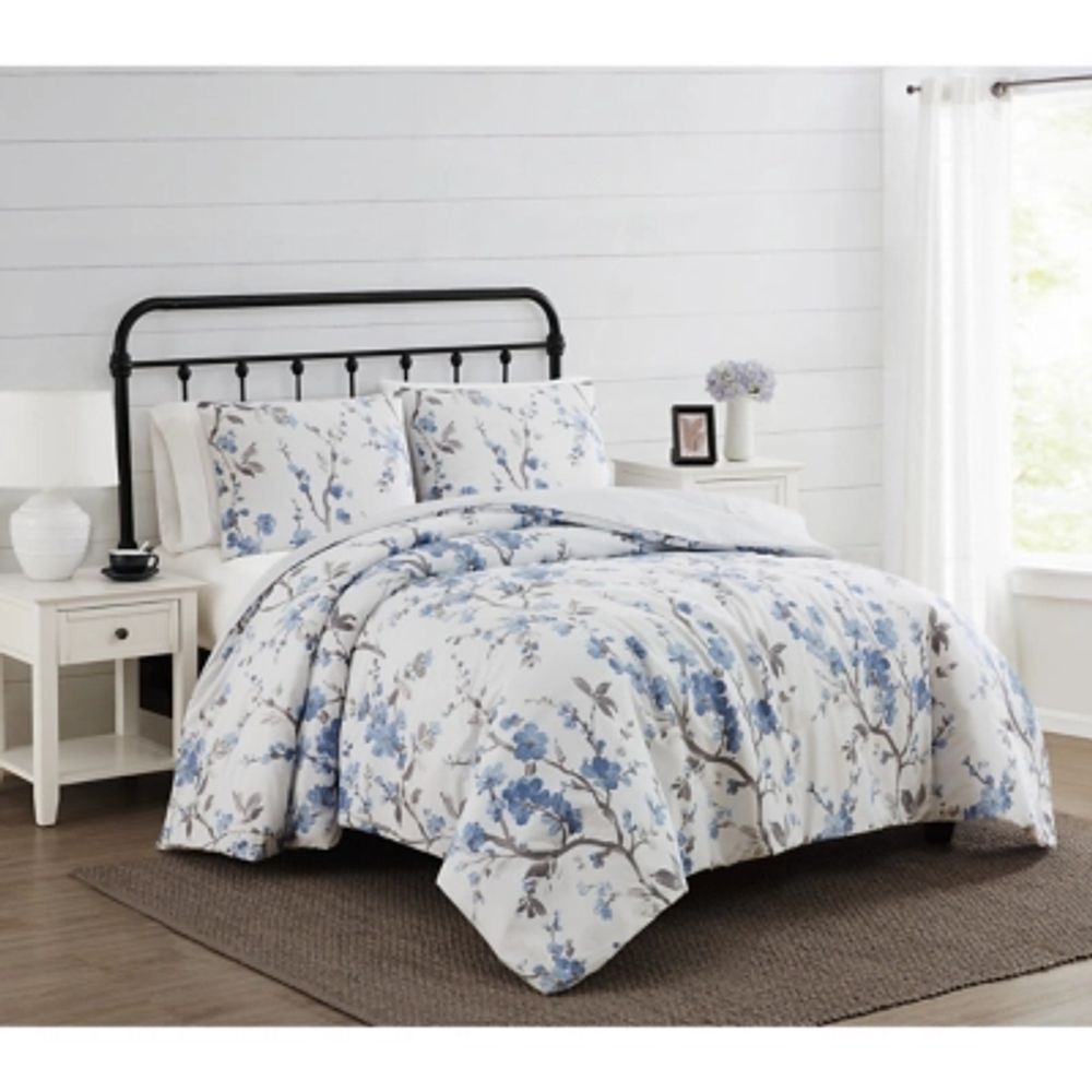 Ashley Cannon Kasumi Floral King Comforter Set, White | Brazos Mall