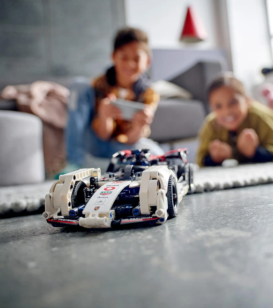 LEGO® Technic Formula E® Porsche 99X Electric