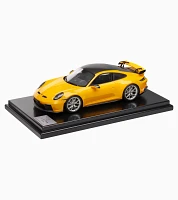 Porsche 911 GT3 (992) signal yellow – Limited edition