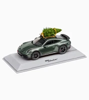 Porsche 911 Dakar (992) with Christmas tree – Christmas